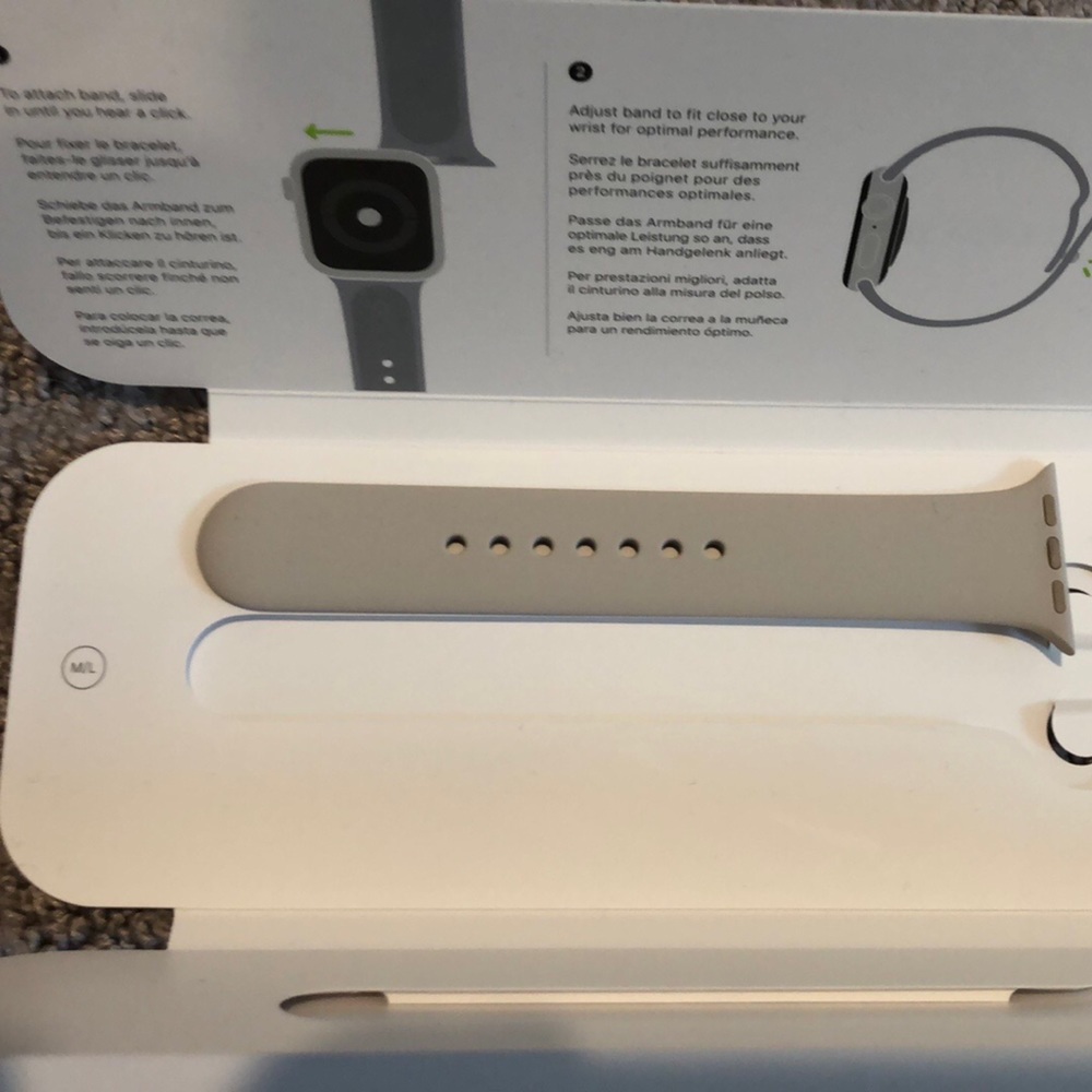 Apple Watch Band (one side) M/L 40mm - New